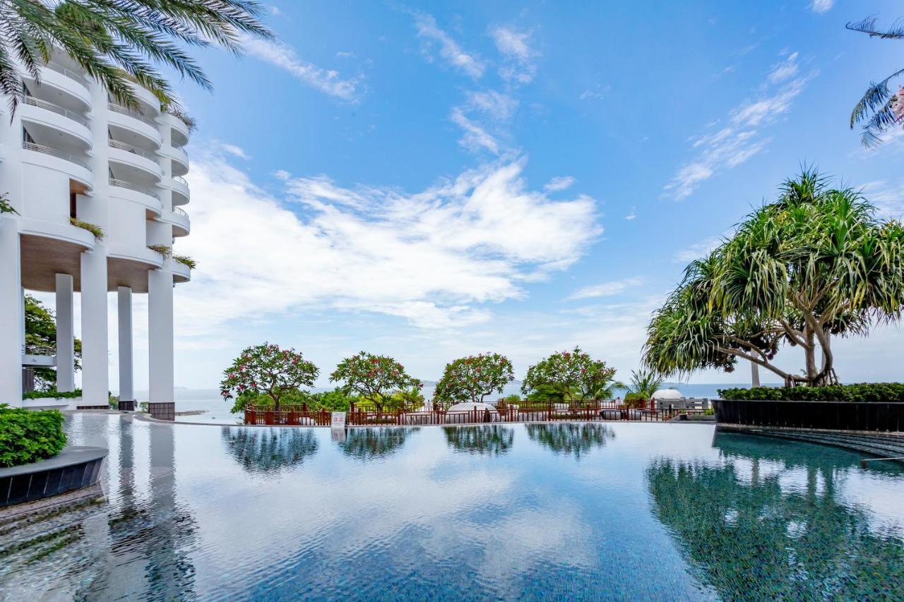 Royal Cliff Grand Hotel Pattaya Exterior photo