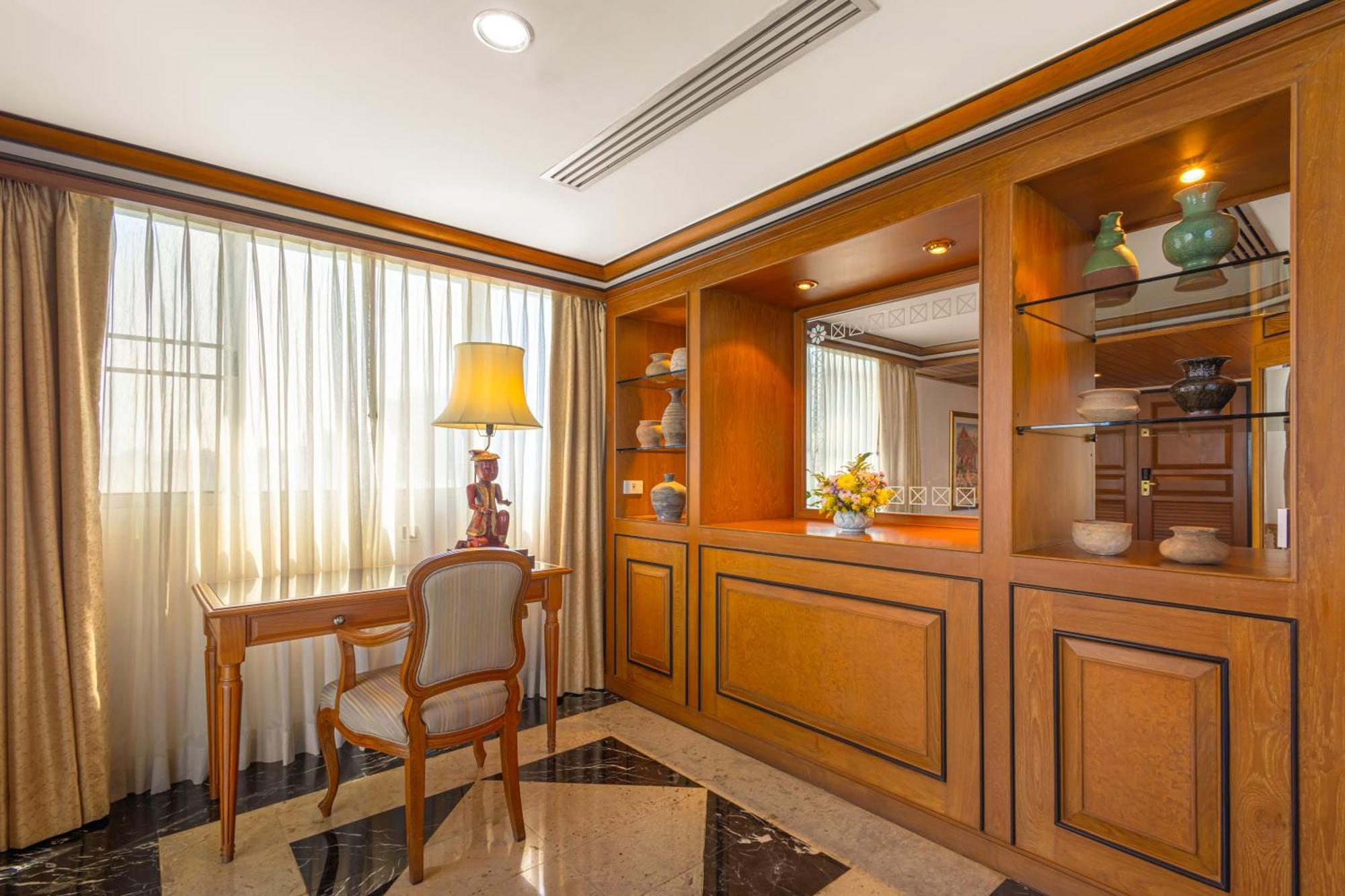 Royal Cliff Grand Hotel Pattaya Exterior photo
