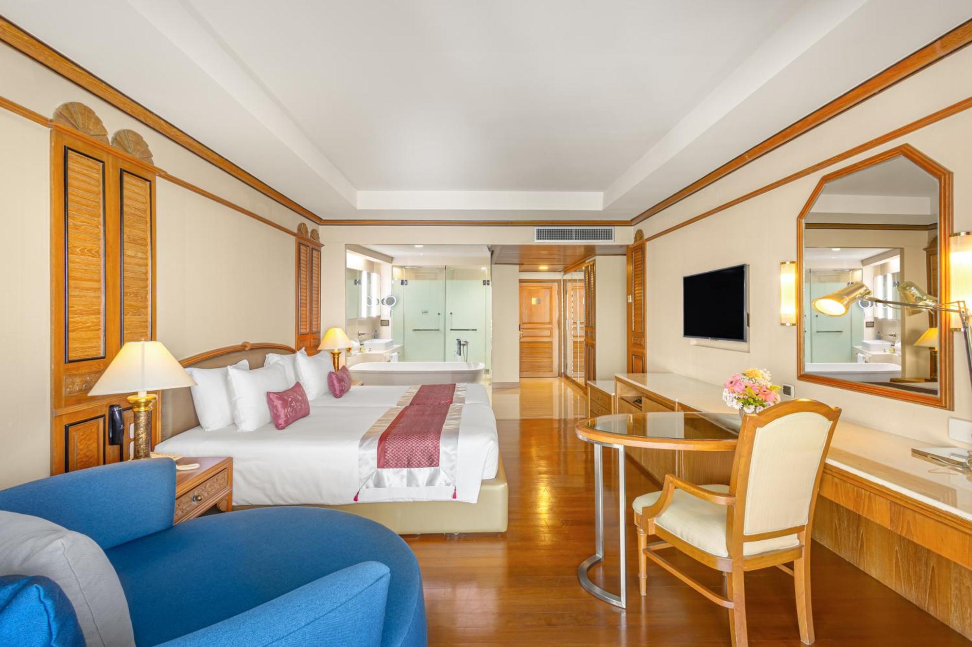 Royal Cliff Grand Hotel Pattaya Exterior photo